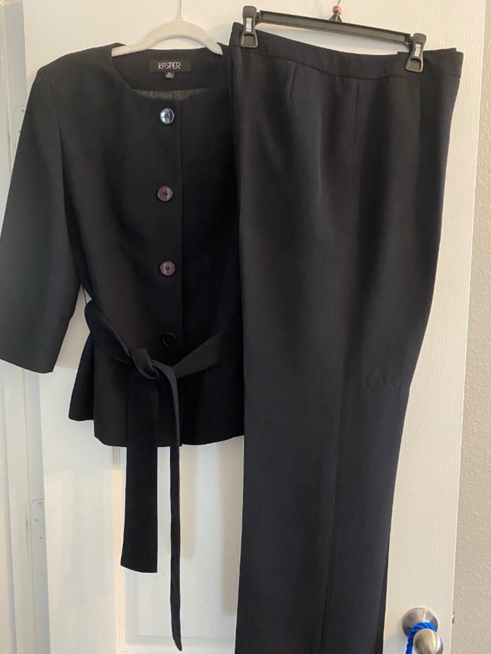 VTG KASPER DARK NAVY BLUE 2 PIECE PANT SUIT - SZ 12 REDUCED